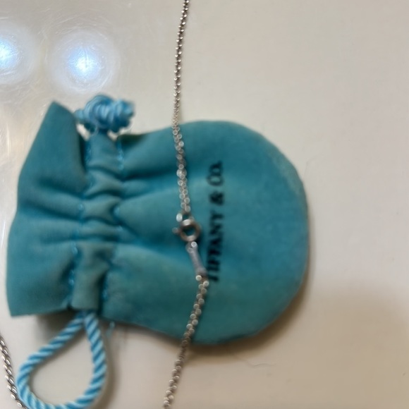 🔹Authentic Tiffany Cross Necklace with 26 in chain🔹 - Picture 7 of 7